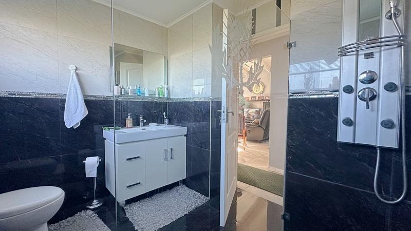 10 Bedroom Property for Sale in Dassenberg Western Cape